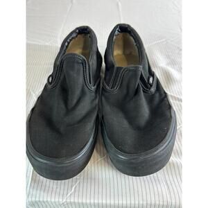 Vans Classic Slip-On Black on Black Sneakers Men's 8 / Women's 9.5